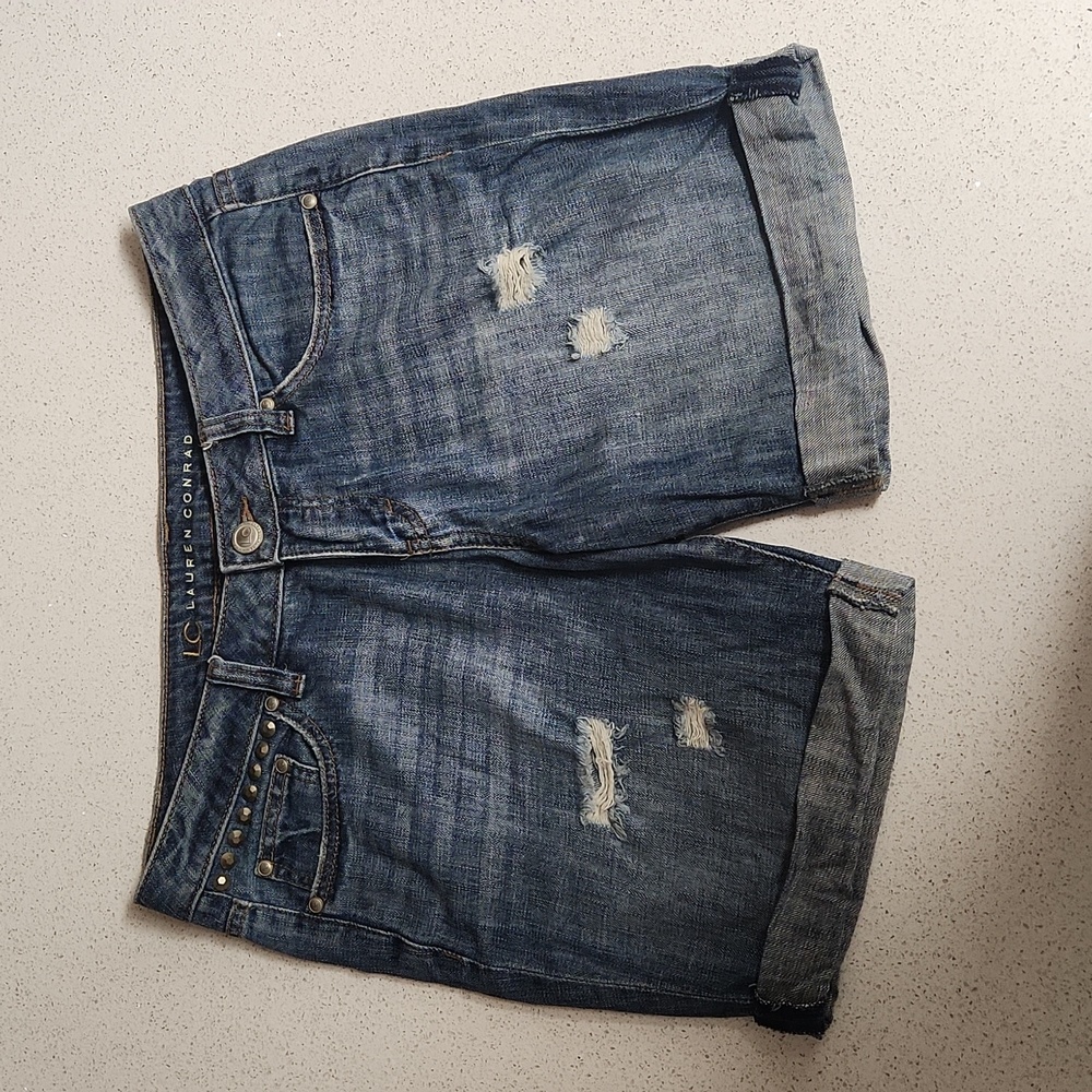 LC Lauren Conrad Cuffed Bermuda Destructed Denim Jean Shorts Size 8